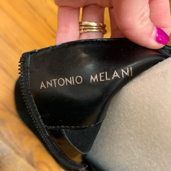 Tall boots - Picture 5 of 6